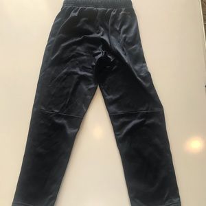 Nike Therma-fit Sweatpants kids size S